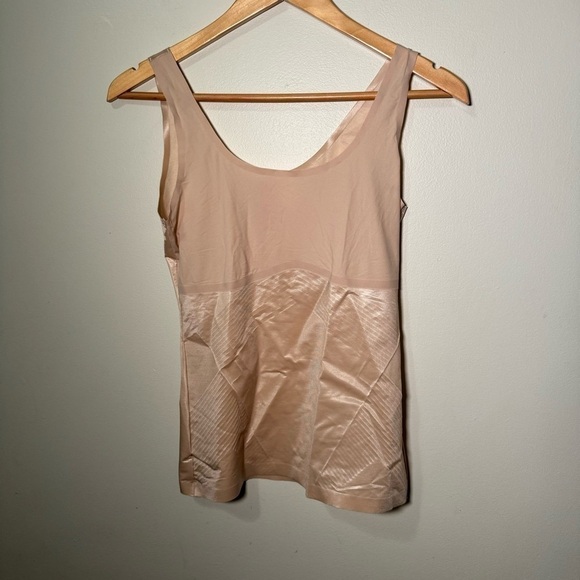 NWOT SPANX THINSTINCTS TANK TOP  L - Picture 2 of 5